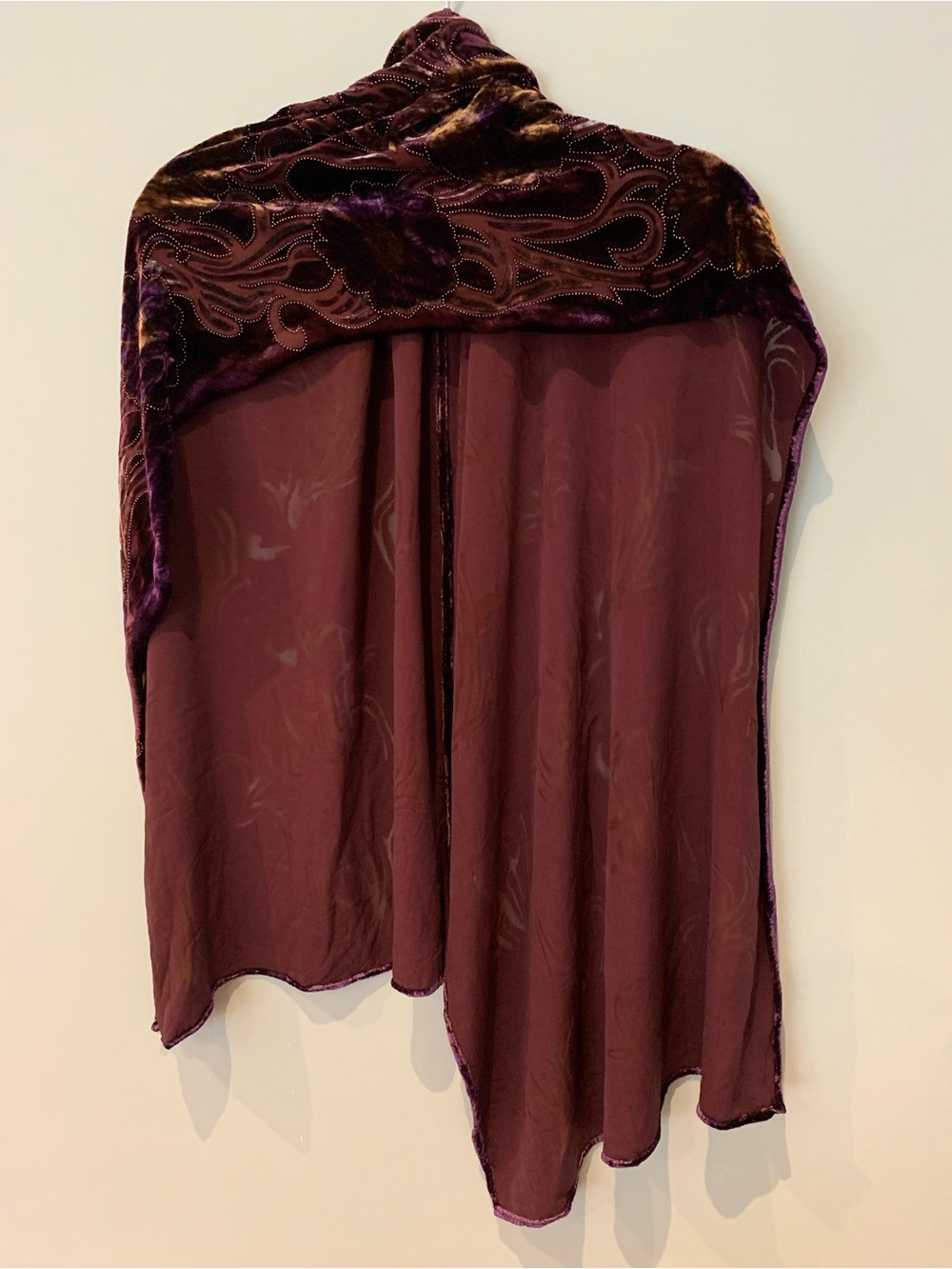Velvet Floral Women's Shawl in Purple and Gold - Picture 6 of 12